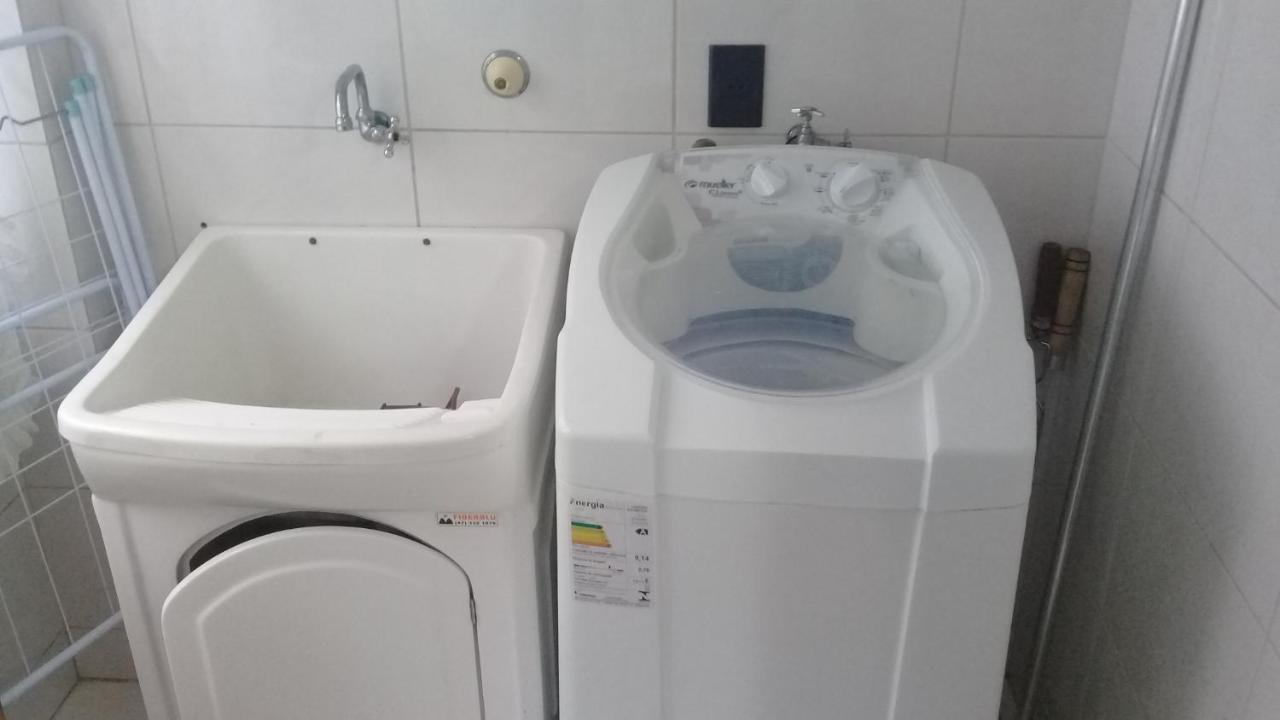 Apartamento De 2 Domitorios E 1 Garagem No Centro De Bombinhas 50 Metros Da Praia Na Avenida Principal Proximo Ao Shopping Punta Blu Buitenkant foto